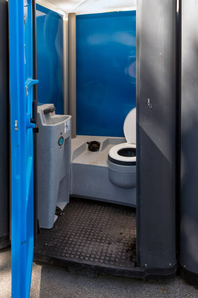Best Porta potty delivery and setup  in Yadkinville, NC